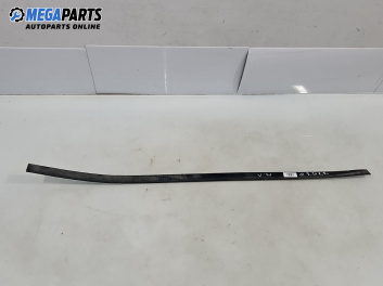 Лайсна за Toyota Corolla E11 Liftback (04.1997 - 01.2002), хечбек, позиция: лява