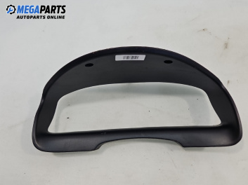 Интериорна пластмаса километраж за Toyota Corolla E11 Liftback (04.1997 - 01.2002), 2+1 вр., хечбек