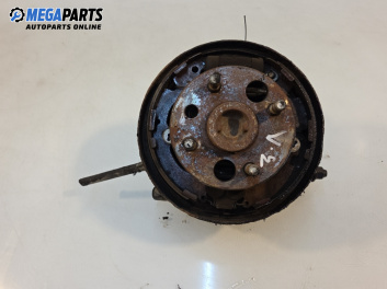 Шенкел главина за Toyota Corolla E11 Liftback (04.1997 - 01.2002), позиция: задна, лява