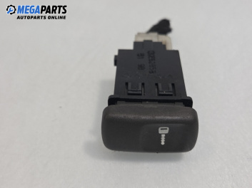 Бутон централно заключване за Volvo V40 Estate (07.1995 - 06.2004)