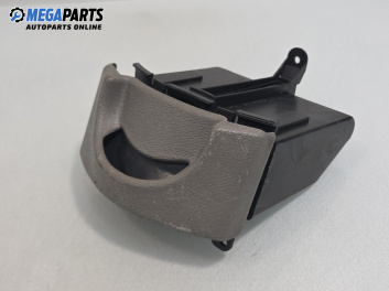 Пепелник за Citroen Xsara Picasso (09.1999 - 06.2012)
