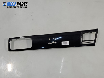 Интериорна лайсна за Honda FR-V Minivan (08.2004 - 10.2011), 4+1 вр., миниван