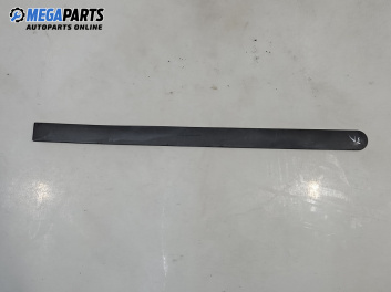 Външна лайсна врата за Mazda 323 F V Hatchback (07.1994 - 09.1998), хечбек, позиция: задна, лява