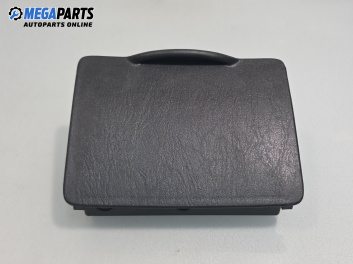 Пластмасов капак за Toyota Corolla E12 Hatchback (11.2001 - 02.2007), 4+1 вр., хечбек