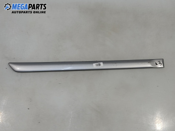 Външни лайсни за Toyota Corolla E12 Hatchback (11.2001 - 02.2007), хечбек, позиция: дясна