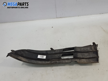 Решетка в броня за Volkswagen Touran Minivan I (02.2003 - 05.2010), миниван, позиция: предна