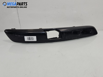 Интериорна пластмаса за Volkswagen Golf V Hatchback (10.2003 - 02.2009), 4+1 вр., хечбек, позиция: предна
