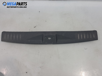 Интериорна пластмаса багажник за Ford Fiesta V Hatchback (11.2001 - 03.2010), 4+1 вр., хечбек