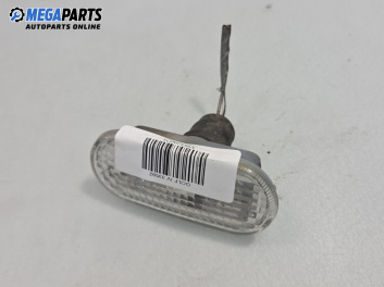 Мигач за Volkswagen Golf IV Hatchback (08.1997 - 06.2005), хечбек, позиция: лява