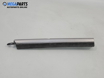 Интериорна лайсна за Opel Astra H GTC (03.2005 - 10.2010), 2+1 вр., хечбек