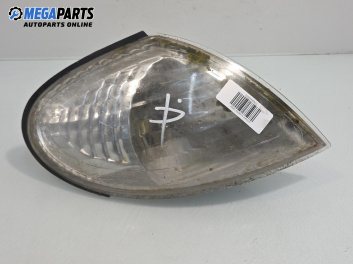 Мигач за Nissan Almera II Hatchback (01.2000 - 12.2006), хечбек, позиция: дясна
