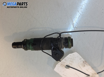 Дюза бензин за Ford Fiesta V Hatchback (11.2001 - 03.2010) 1.4 16V, 80 к.с.