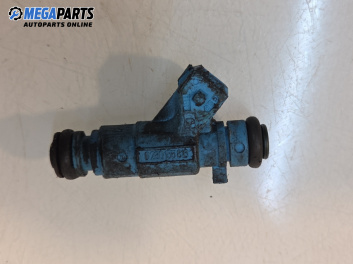 Дюза бензин за Fiat Punto Hatchback II (09.1999 - 07.2012) 1.2 16V 80 (188.233, .235, .253, .255, .333, .353, .639...), 80 к.с.
