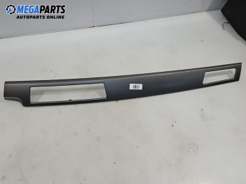 Интериорна пластмаса за BMW 5 Series E60 Sedan E60 (07.2003 - 03.2010), 4+1 вр., седан, позиция: предна