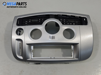 Централна конзола за Renault Scenic II Minivan (06.2003 - 07.2010)