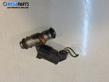 Дюза бензин за Audi A2 Hatchback (02.2000 - 08.2005) 1.4, 75 к.с.