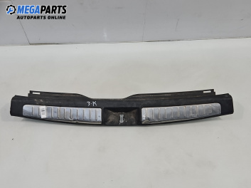Планка багажник за Toyota Avensis II Station Wagon (04.2003 - 11.2008), 4+1 вр., комби