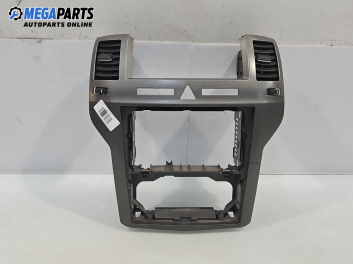 Централна конзола за Opel Zafira B Minivan (07.2005 - 14.2015)