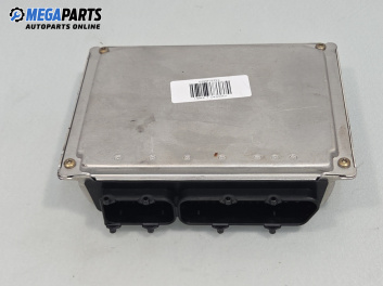 Компютър двигател за Volkswagen Passat III Sedan B5 (08.1996 - 12.2001) 1.8, 125 к.с., № 8D0 907 558 F