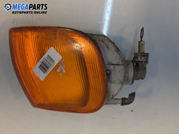 Мигач за Volkswagen Polo Hatchback II (10.1994 - 10.1999), хечбек, позиция: дясна
