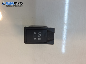 USB куплунг за Great Wall Voleex C10 (01.2010 - ...) 1.5, 97 к.с.