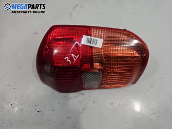 Стоп за Toyota RAV4 II SUV (06.2000 - 11.2005), джип, позиция: дясна