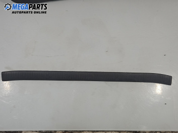 Интериорна лайсна за Toyota RAV4 II SUV (06.2000 - 11.2005), 4+1 вр., джип