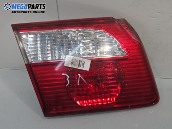 Вътрешен стоп за Mazda 626 V Sedan (05.1997 - 10.2002), седан, позиция: лява