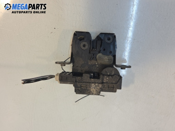 Брава заден капак за Nissan Qashqai I SUV (12.2006 - 04.2014), джип, позиция: задна