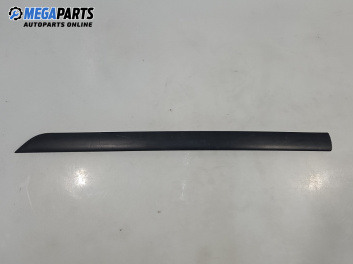 Лайсна за Ford Focus I Hatchback (10.1998 - 12.2007), хечбек, позиция: предна, дясна