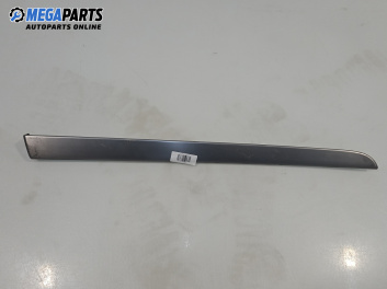 Интериорна лайсна за Audi A4 Avant B7 (11.2004 - 06.2008), 4+1 вр., комби