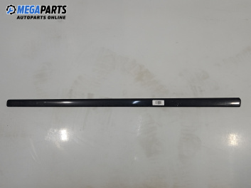 Интериорна лайсна за Audi A4 Avant B7 (11.2004 - 06.2008), 4+1 вр., комби