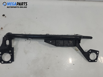 Греда под  радиатор за Audi A4 Avant B7 (11.2004 - 06.2008), комби