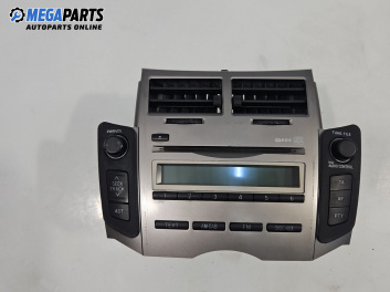 CD плеър за Toyota Yaris Hatchback II (01.2005 - 12.2014), № 86120-0D490