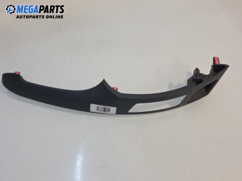 Интериорна лайсна за Toyota Yaris Hatchback II (01.2005 - 12.2014), 2+1 вр., хечбек