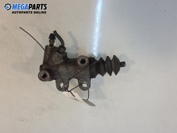 Долна помпа за съединител за Toyota Yaris Hatchback II (01.2005 - 12.2014)