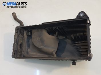 Пластмасов капак за Volkswagen Touareg SUV I (10.2002 - 01.2013), 4+1 вр., джип
