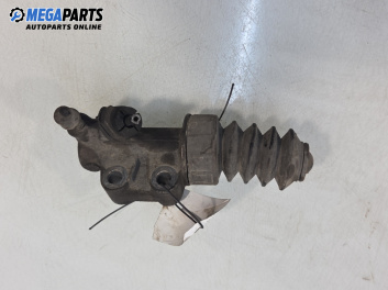 Долна помпа за съединител за Mazda 5 Minivan I (02.2005 - 12.2010)