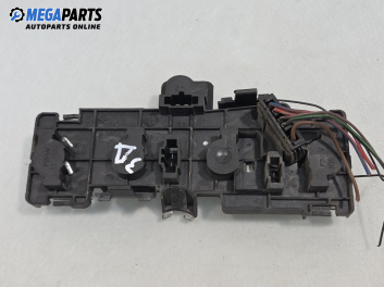 Стоп за Volkswagen Passat IV Variant B5.5 (09.2000 - 08.2005), комби, позиция: дясна