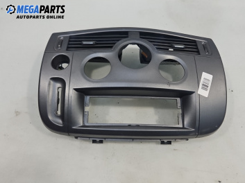 Централна конзола за Renault Scenic II Minivan (06.2003 - 07.2010)