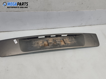 Стойка заден номер за Renault Scenic II Minivan (06.2003 - 07.2010), миниван