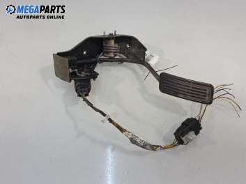 Педал газ за Toyota Avensis II Sedan (04.2003 - 11.2008)