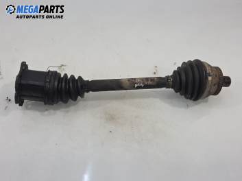Полуоска за Audi A4 Avant B7 (11.2004 - 06.2008) 2.5 TDI, 163 к.с., позиция: предна, дясна, автоматик