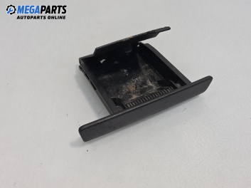 Пепелник за Peugeot 307 Hatchback (08.2000 - 12.2012)