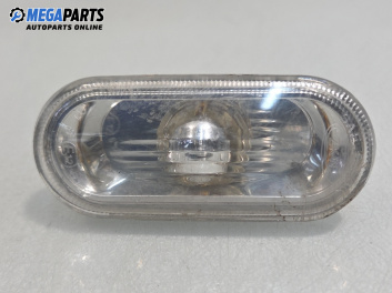 Мигач за Volkswagen Passat III Sedan B5 (08.1996 - 12.2001), позиция: лява
