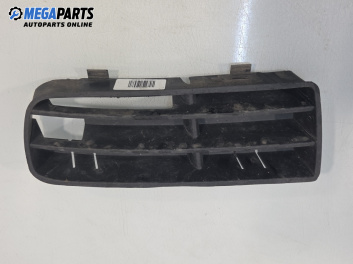 Решетка за Volkswagen Golf IV Hatchback (08.1997 - 06.2005), позиция: предна