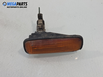 Мигач за Honda Civic VI Hatchback (10.1995 - 02.2001), позиция: дясна