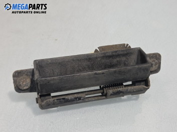 Външна дръжка заден капак за Mazda 6 Station Wagon I (08.2002 - 12.2007), позиция: задна