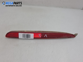 Светлоотразител за Mazda 6 Station Wagon I (08.2002 - 12.2007), позиция: лява