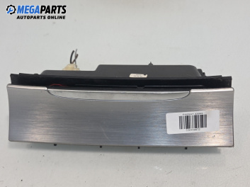 Пепелник за Volkswagen Passat V Sedan B6 (03.2005 - 12.2010)